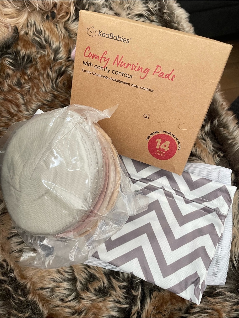 New and Sealed KeaBabies Comfy Contour Nursing Pads - 14 pack
